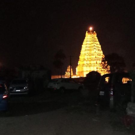Ranjana Guesthouse هامبي المظهر الخارجي الصورة